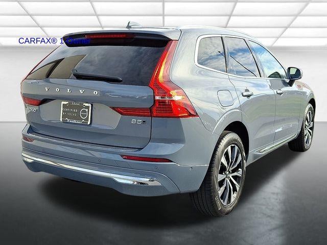 2023 Volvo XC60 B5 AWD Plus Bright Theme