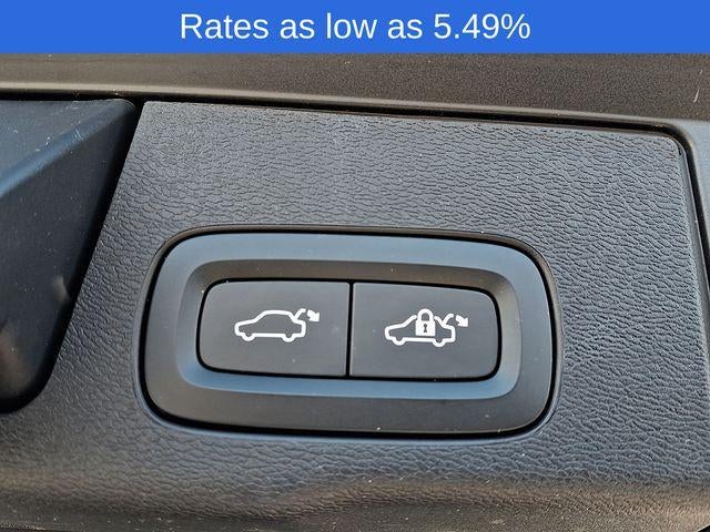 2023 Volvo XC60 B5 AWD Core