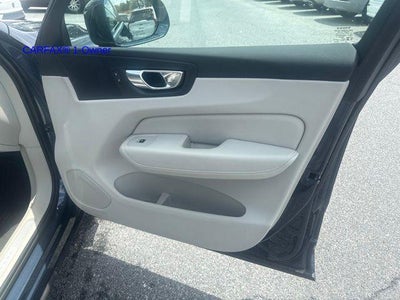 2023 Volvo XC60 B5 AWD Core