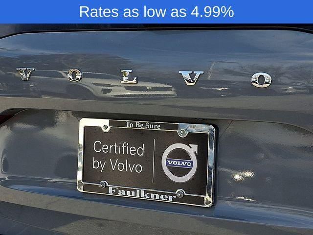 2023 Volvo XC60 B5 AWD Plus Dark Theme