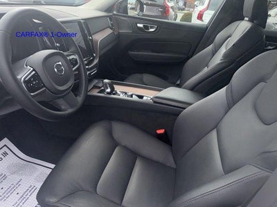 2023 Volvo XC60 B5 AWD Plus Dark Theme