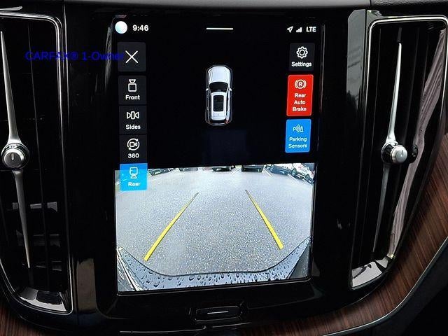 2023 Volvo XC60 B5 AWD Plus Dark Theme