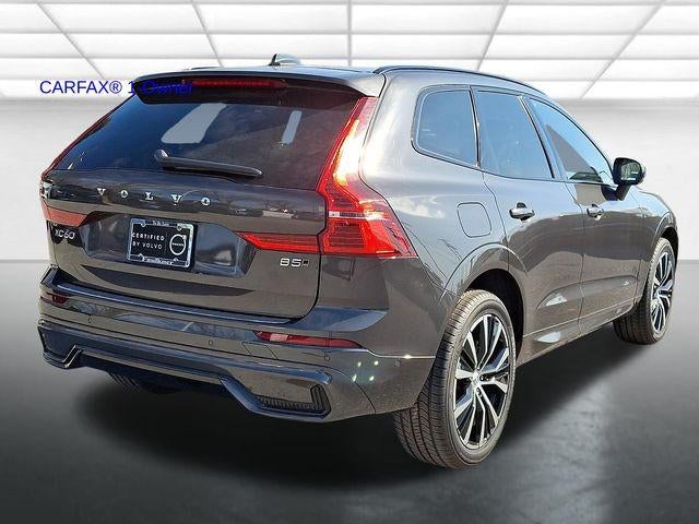2023 Volvo XC60 B5 AWD Plus Dark Theme