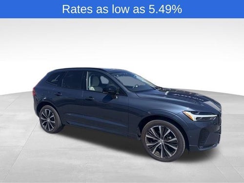 2023 Volvo XC60 B5 AWD Plus Dark Theme