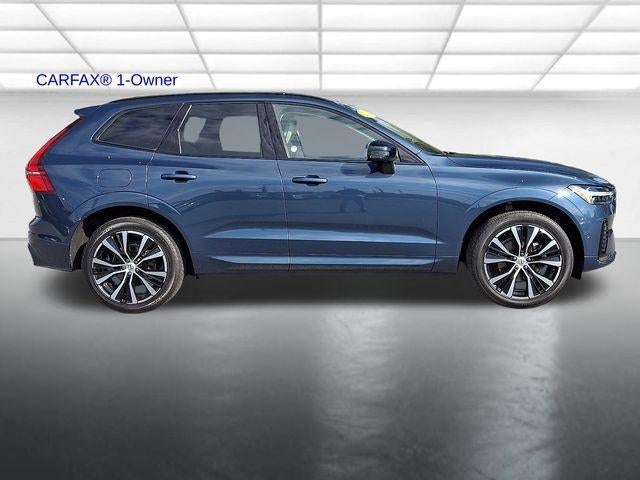 2023 Volvo XC60 B5 AWD Plus Dark Theme