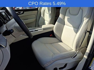 2023 Volvo XC60 B5 AWD Plus Dark Theme