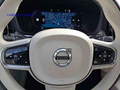 2023 Volvo XC60 B5 AWD Plus Dark Theme