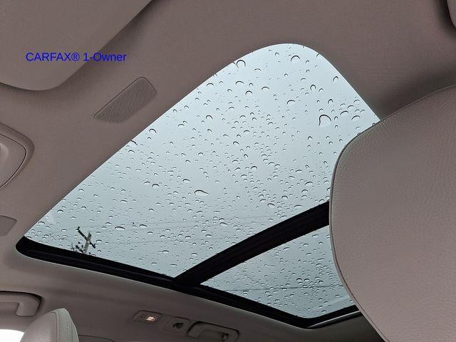 2023 Volvo XC60 B5 AWD Plus Dark Theme