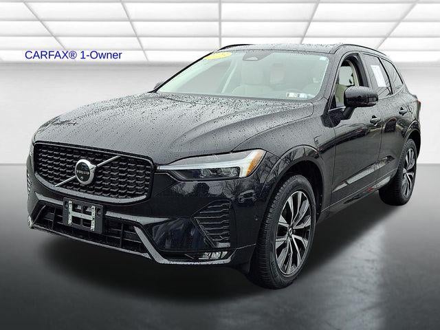 2023 Volvo XC60 B5 AWD Plus Dark Theme