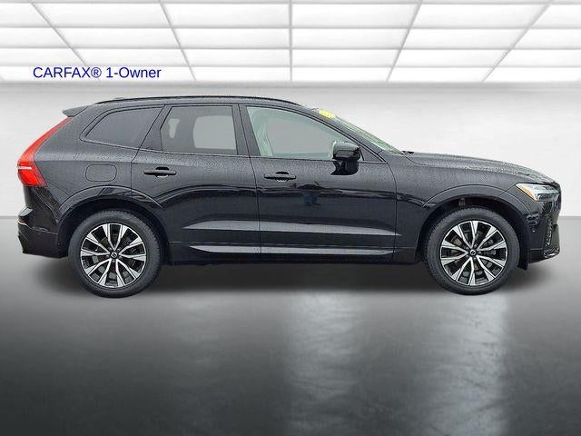2023 Volvo XC60 B5 AWD Plus Dark Theme