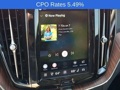 2023 Volvo XC60 B5 AWD Plus Dark Theme