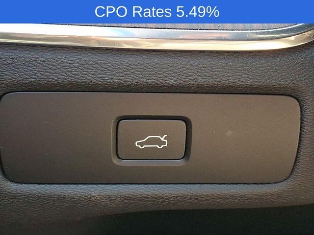 2023 Volvo XC60 B5 AWD Plus Dark Theme