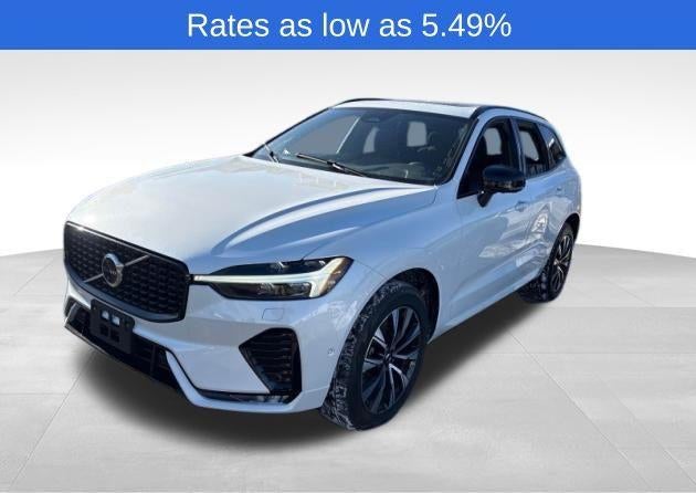2023 Volvo XC60 B5 AWD Plus Dark Theme