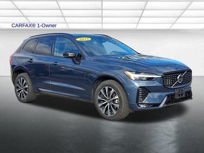 2023 Volvo XC60 B5 AWD Plus Dark Theme