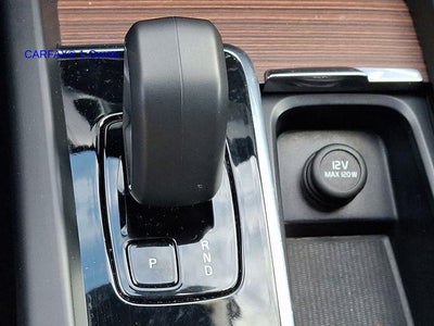 2023 Volvo XC60 B5 AWD Plus Dark Theme