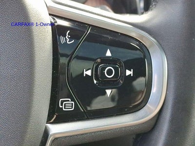 2023 Volvo XC60 B5 AWD Plus Dark Theme