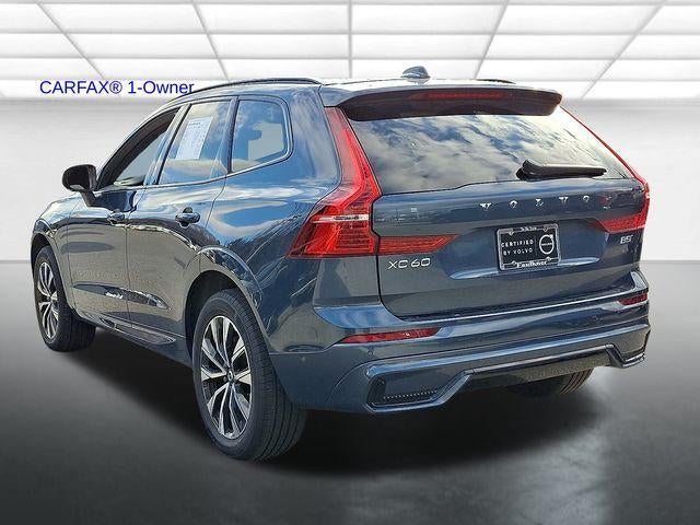 2023 Volvo XC60 B5 AWD Plus Dark Theme