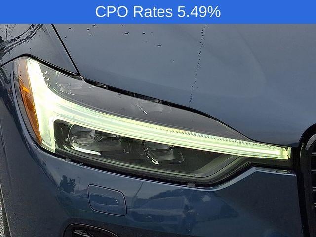 2023 Volvo XC60 B5 AWD Plus Dark Theme