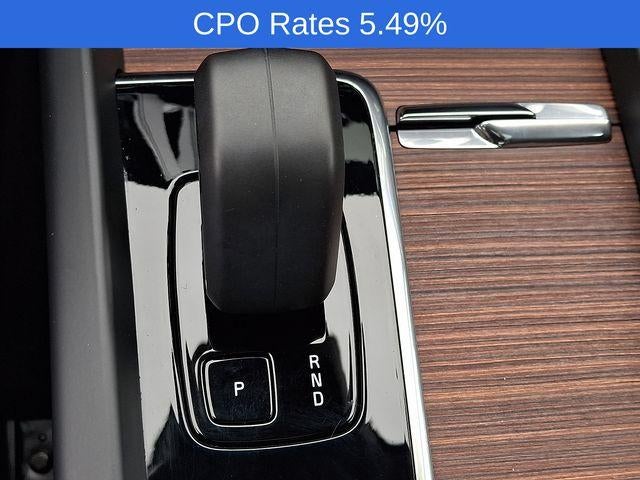 2023 Volvo XC60 B5 AWD Plus Dark Theme