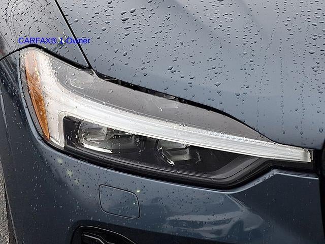 2023 Volvo XC60 B5 AWD Plus Dark Theme