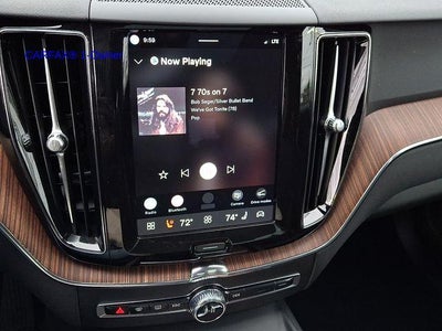 2023 Volvo XC60 B5 AWD Plus Dark Theme