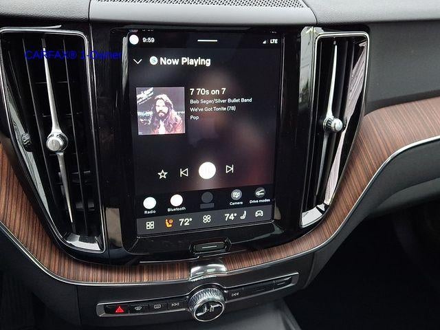 2023 Volvo XC60 B5 AWD Plus Dark Theme