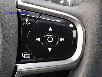 2023 Volvo XC60 B5 AWD Plus Dark Theme