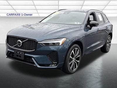 2023 Volvo XC60 B5 AWD Plus Dark Theme