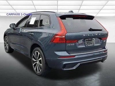 2023 Volvo XC60 B5 AWD Plus Dark Theme