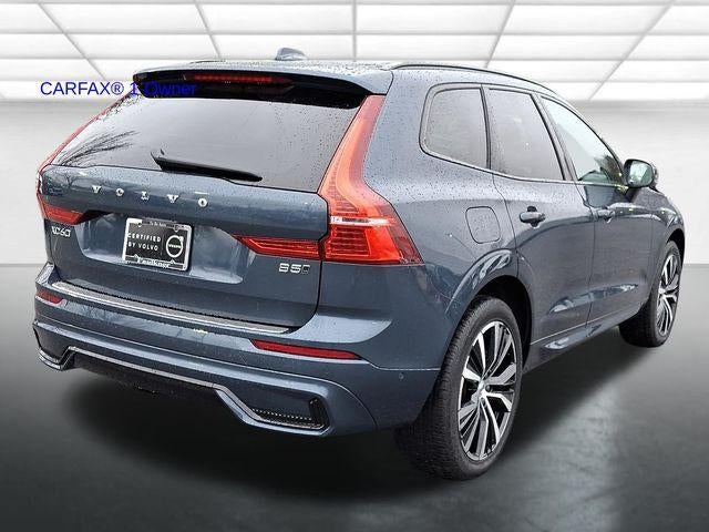 2023 Volvo XC60 B5 AWD Plus Dark Theme