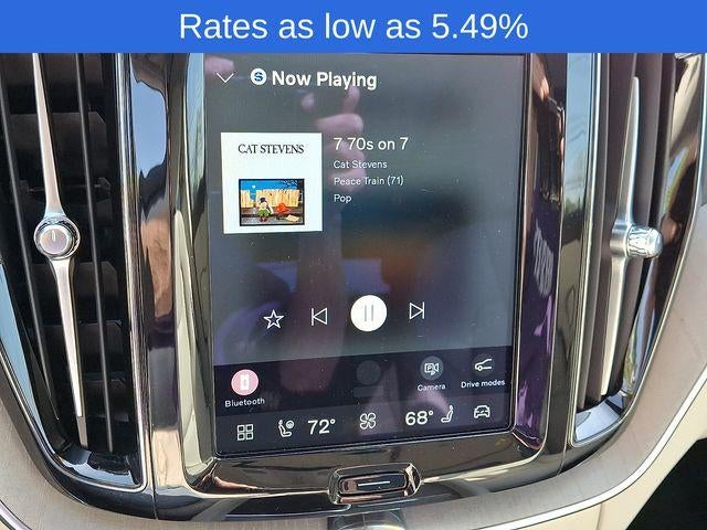 2023 Volvo XC60 B5 AWD Plus Dark Theme