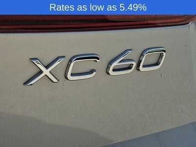 2023 Volvo XC60 B5 AWD Plus Dark Theme