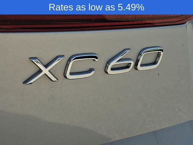 2023 Volvo XC60 B5 AWD Plus Dark Theme