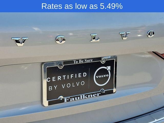 2023 Volvo XC60 B5 AWD Plus Dark Theme