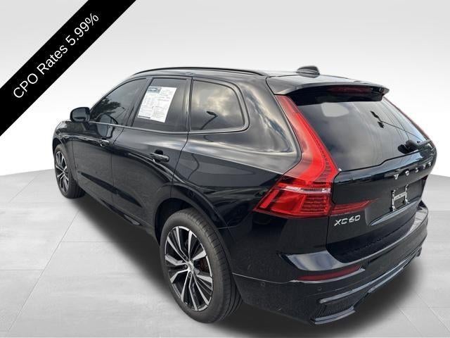 2023 Volvo XC60 B5 AWD Plus Dark Theme