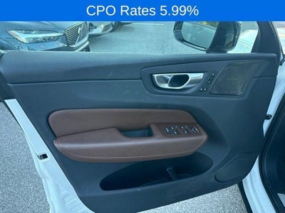 2023 Volvo XC60 B5 AWD Plus Dark Theme