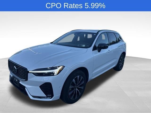 2023 Volvo XC60 B5 AWD Plus Dark Theme