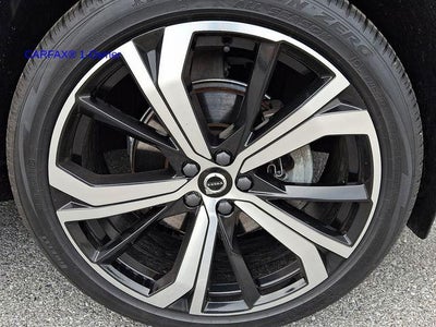 2023 Volvo XC60 B5 AWD Ultimate Dark Theme