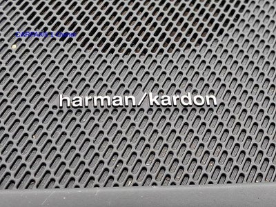 2023 Volvo XC60 B5 AWD Ultimate Dark Theme