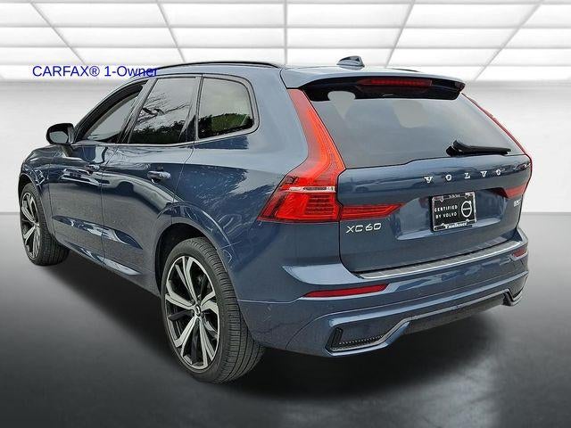2023 Volvo XC60 B5 AWD Ultimate Dark Theme