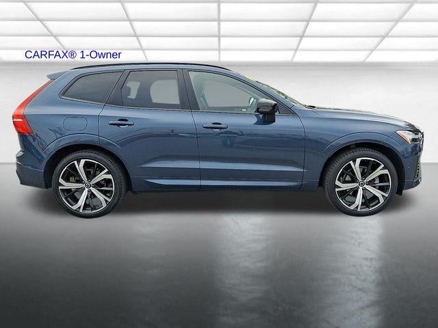 2023 Volvo XC60 B5 AWD Ultimate Dark Theme