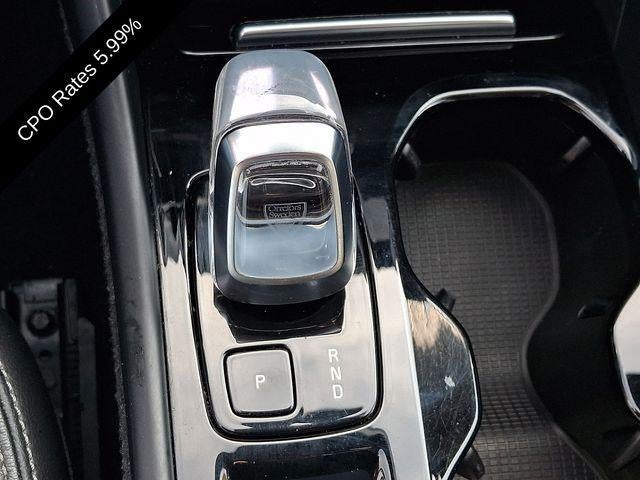 2023 Volvo XC40 B5 AWD Ultimate Bright Theme