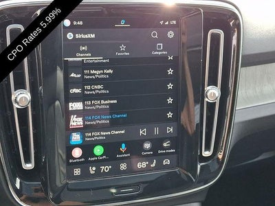 2023 Volvo XC40 B5 AWD Ultimate Bright Theme