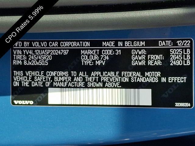 2023 Volvo XC40 B5 AWD Ultimate Bright Theme