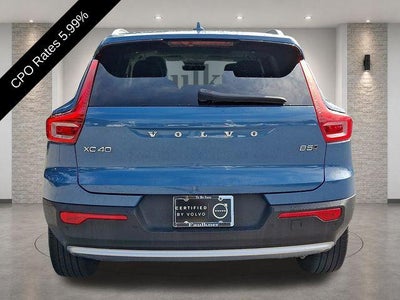 2023 Volvo XC40 B5 AWD Ultimate Bright Theme