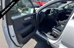 2023 Volvo XC40 B5 AWD Ultimate Bright Theme