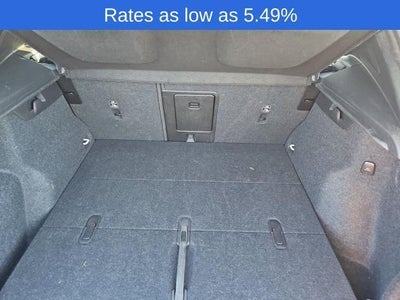 2025 Volvo XC40 B5 AWD Plus Dark Theme