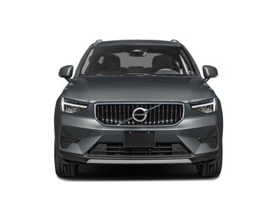 2025 Volvo XC40 B5 AWD Plus Dark Theme