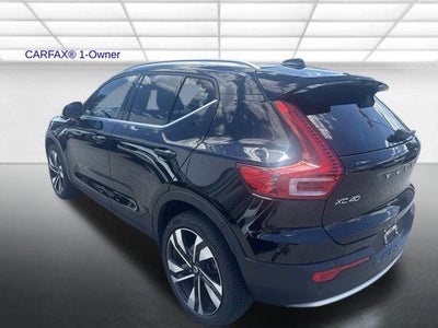 2024 Volvo XC40 B5 AWD Plus Bright Theme