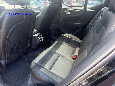 2024 Volvo XC40 B5 AWD Plus Bright Theme